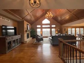 Home w/Spa on 5 acres. Fast wi-fi! - Image 3