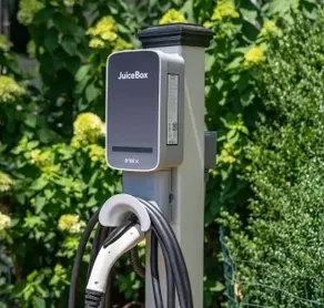 The Treehouse — River, Hot Tub, A/C, EV Charger - Image 4