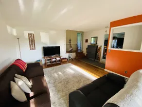Quiet and Spacious 3BR House - 25 min from NYC - Image 2