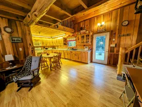 Pops Cabin - Image 5