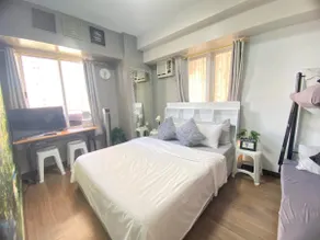 37sqm 1 BR with balcony near MOA Airport LRT Pasay - Image 4