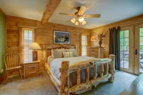 Devils Lake Lodge - Beautiful Lodge, Sleeps 10 - Image 3