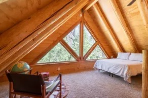 Timber & Creek- cozy log cabin in the forest - Image 4