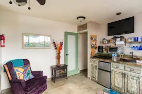La Paloma Azul, a small apartment - Image 4