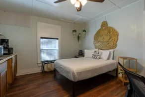 Buddha Room: Walk DNTN | Micro Apt | Pet Friendly - Image 2