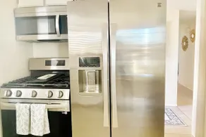 Near Beach Condo - Image 5