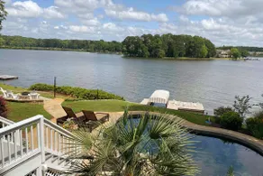 All Season Lakefront Retreat w Views and Pool - Image 4