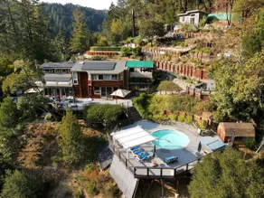 Idyllic NatureEstate, Pool, Jacuzi, PuttGreen, Gardens - Image 2