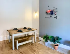 Spacious flat close to Docks+Baltic - sleeps 6 - Image 3