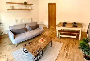 Spacious flat close to Docks+Baltic - sleeps 6 - Image 4