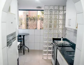 Beautiful 2 bedroom apartment - Image 3