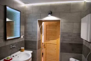 AMAZING AND UNIQUE INDUSTRIUM COTTAGE - Image 3