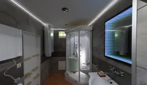 AMAZING AND UNIQUE INDUSTRIUM COTTAGE - Image 4