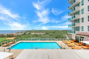 Fabulous City View Studio Free Pkg, Pool, Gym - Image 4