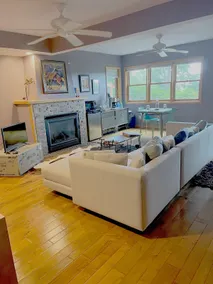 Delightful Downtown Digs - Image 3