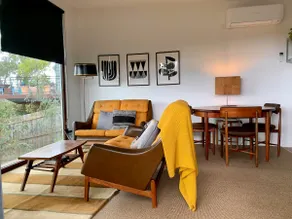 Central Studio Apartment with great views - Image 3