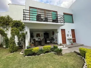 Angelopolis Private Suite + Parking - Image 3