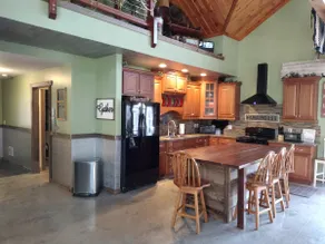 Luxury Amish Built Barn Home at Turkey Run - Image 4