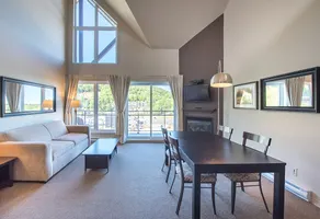 Chateau Bromont 2 bedroom condo corner unit - Image 3