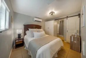 Casita | 1 BR 1 BA | Near U of A | Fully Fenced - Image 4