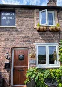 Little Orchard - cosy cottage, beautiful views - Image 3