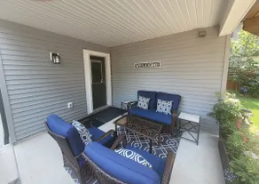 A Cozy Family get away suite in South Nanaimo - Image 2