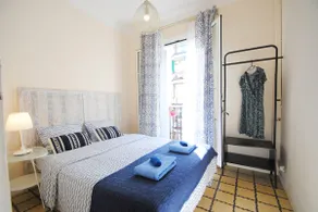 Central Apt. 10 mins to Sagrada Familia and SEA - Image 5