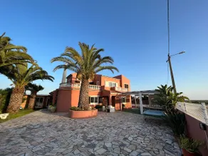 Villa Paradis Péra Beach- Bed & Breakfast - Image 2
