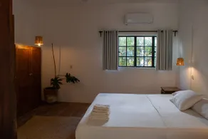 One Bedroom Apartment w/ AC & WiFi next to beach! - Image 4