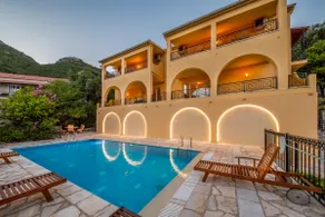Villa Christina - Image 2