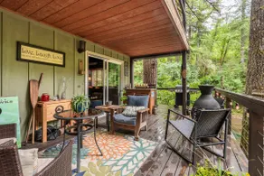 Hot Tub Riverside in Private Paradise - Image 4