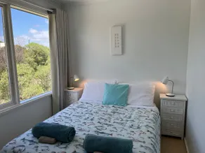 Beachfront + Stunning Views + Free WIFI + Air Con + Fireplace - Image 5