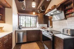 Unique home in South Eugene (3 bed/2 ba) - Image 5