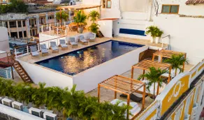 21 Bedroom Luxury Mansion in the Old City - Image 4