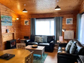 Cherry Lodge, Cedar Springs, Cabaña con cocina, Heacham, Cerca de la playa - Image 4