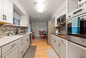New kitchen! Pool rv prkg 5 beds, hot tub Private - Image 3