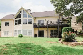 Safe Harbor on the Lake. Spacious, private! - Image 4