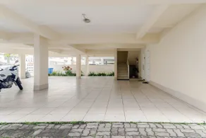Home Office, Netflix, Garage self check-in English - Image 3