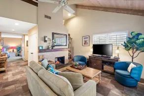 Renovated Villa in Mission Hills with Views and Pool - Image 4