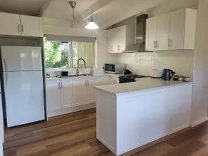 2 Bedroom House-up to 2 Couples or Families of 4 - Image 4