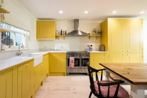 Addington Street - Image 4