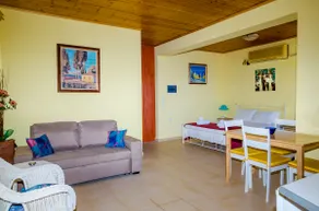 Marillie's Residence II - Image 4