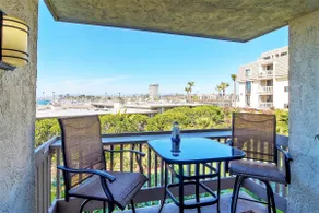 Family Fun Resort sur la plage avec sable, surf, port à Oceanside, Californie - Image 5