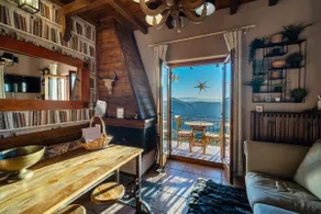 Rock Dandy Deluxe Chalet - Panoramic Mountains & Sauna - Image 2