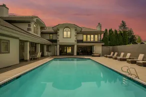 South Sandpoint Estate: Pool, Covered Spa, Theater & Walk to Downtown - Image 5