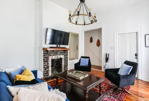 Spacious, Renovated, and Historic Victorian Condo - Image 2