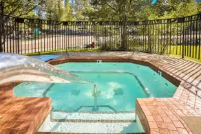 Ground Floor Ski-In / Hot Tub - Image 4