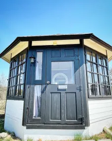 Gratitude Glamping Cabin: Yoga/Hike/Swim @13 Acres - Image 2
