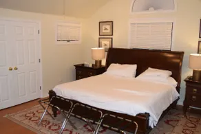 Spacious master bedroom and bath - Image 3