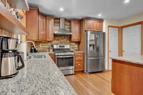 Peaceful Poconos Escape + Hot Tub, Sauna & Hiking - Image 2